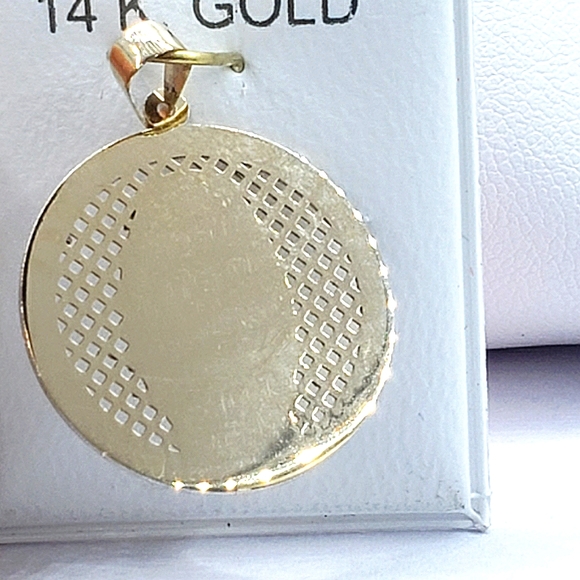 14k REAL GOLD High Polished Guadalupe Pendant 20mm - Picture 3 of 6